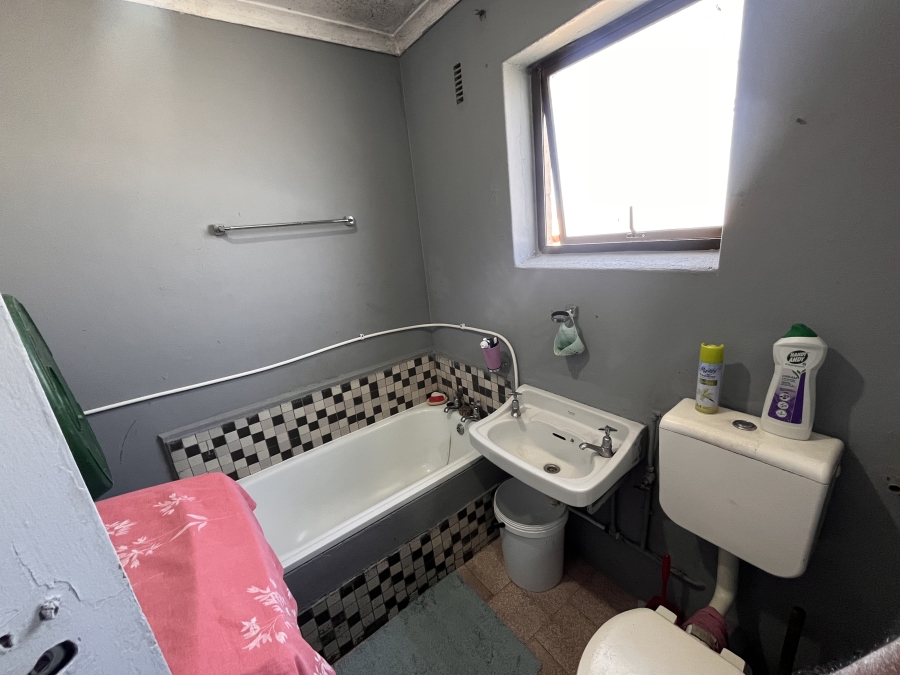 3 Bedroom Property for Sale in Eastridge Western Cape
